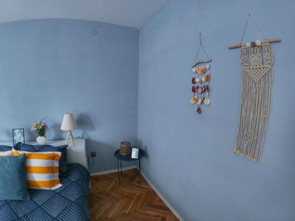 Into The Blue, 4 Guests, 5 Min Away From The Beach Varna Exterior foto